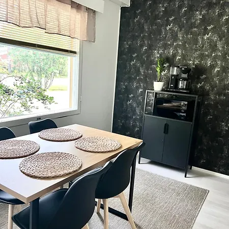 Helmi Villa, Keskellae Sauna Ilmainen Pysaekoeinti Wi-fi 75 Smarttv Omapiha アパート