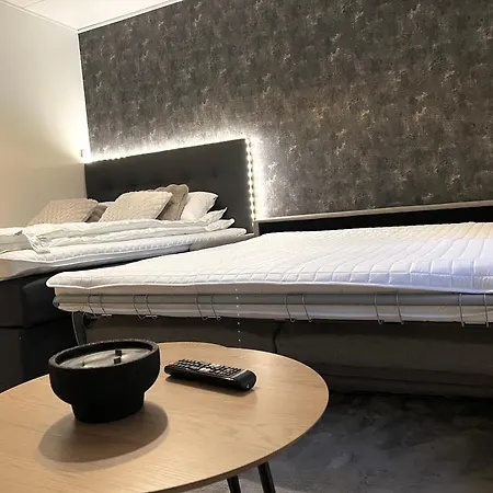 Helmi Villa, Keskellae Sauna Ilmainen Pysaekoeinti Wi-fi 75 Smarttv Omapiha ブオカッティ