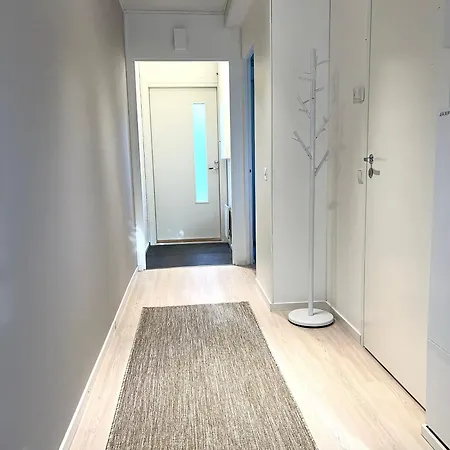 Helmi Villa, Keskellae Sauna Ilmainen Pysaekoeinti Wi-fi 75 Smarttv Omapiha アパート *