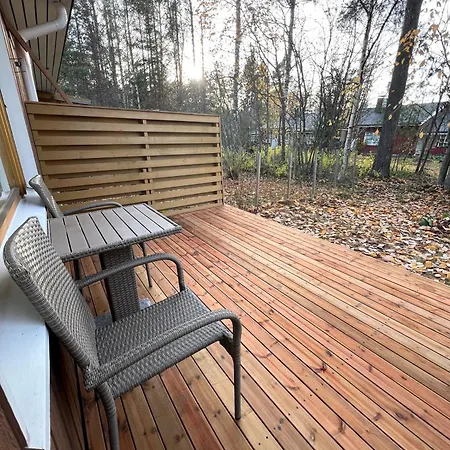 Helmi Villa, Keskellae Sauna Ilmainen Pysaekoeinti Wi-fi 75 Smarttv Omapiha Apartment
