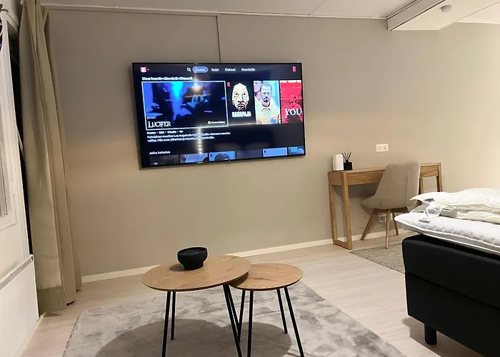 Helmi Villa, Keskellae Sauna Ilmainen Pysaekoeinti Wi-fi 75 Smarttv Omapiha Apartment Vuokatti
