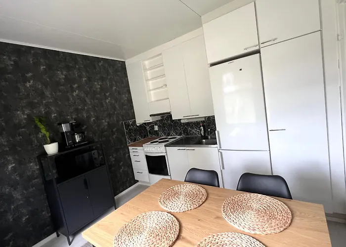 Helmi Villa, Keskellae Sauna Ilmainen Pysaekoeinti Wi-fi 75 Smarttv Omapiha