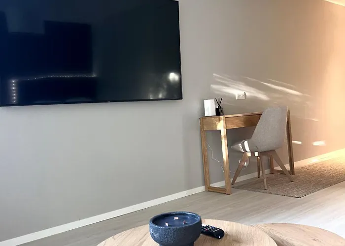 Apartment Helmi Villa, Keskellae Sauna Ilmainen Pysaekoeinti Wi-fi 75 Smarttv Omapiha