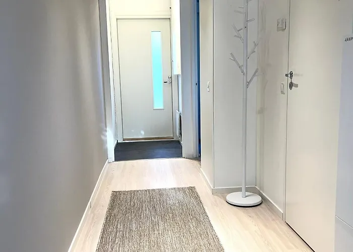 Helmi Villa, Keskellae Sauna Ilmainen Pysaekoeinti Wi-fi 75 Smarttv Omapiha Apartment *