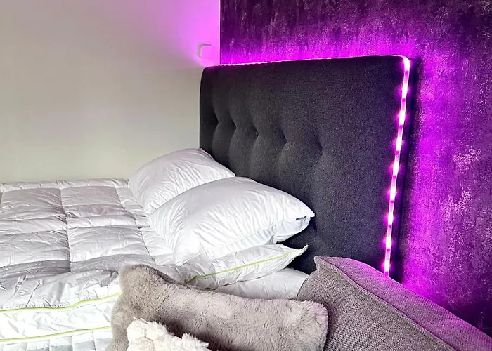 Helmi Villa, Keskellae Sauna Ilmainen Pysaekoeinti Wi-fi 75 Smarttv Omapiha Vuokatti